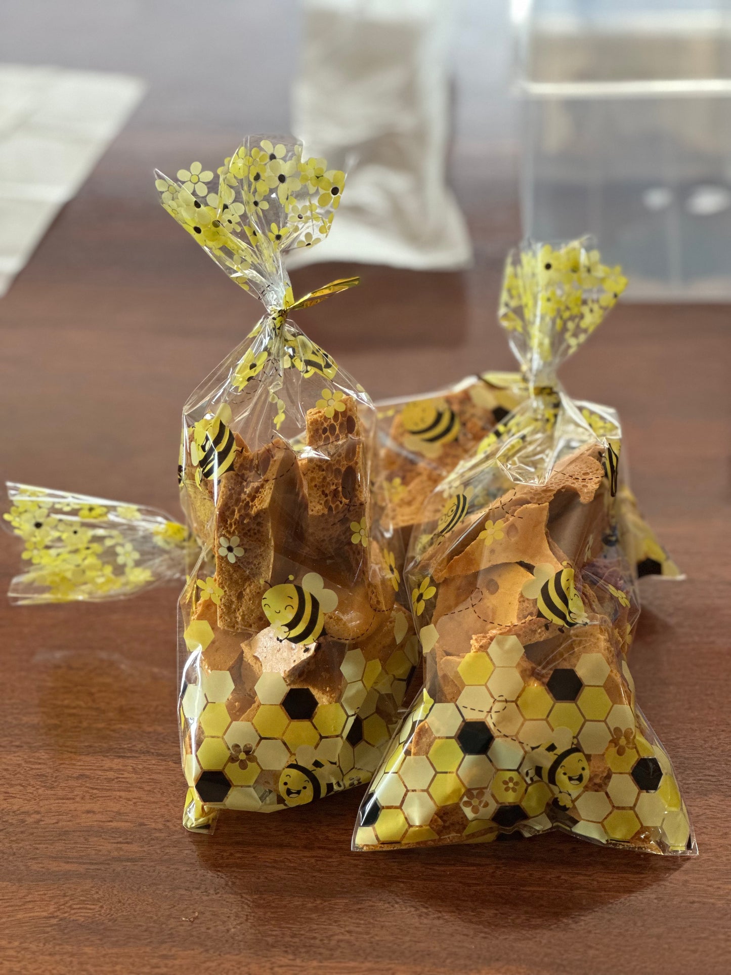 Honeycomb candy